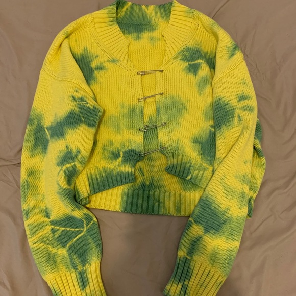 green tie dye safety pin sweater
